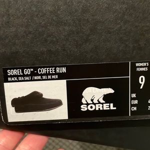 SOREL size 9 slippers